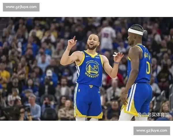 库里领衔勇士激战火箭 西部强强对话点燃季后赛悬念之夜焦点战役
